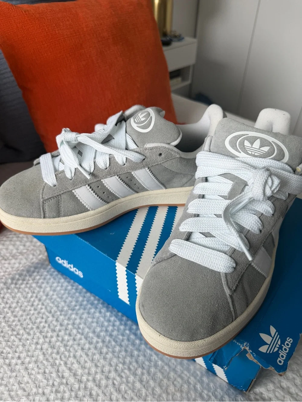 adidas blue top